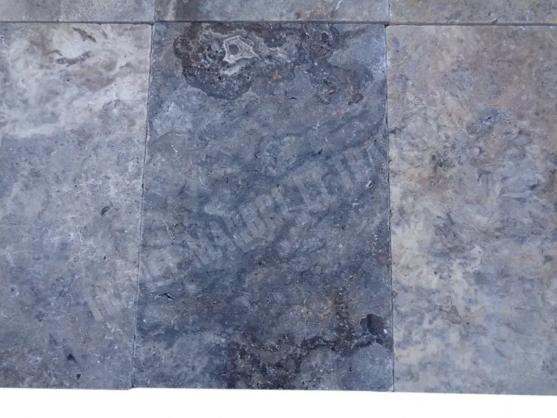 Travertin Gris Silver 40,6x61x1,2 cm Antique Rustique-Com 28 € HT - m² - 02.webp