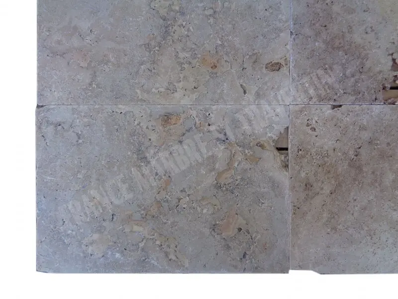 Travertin_Classique_Beige_406x61x12_cm_Antique_Commercial_13_C_HT_-_m_-_02.webp