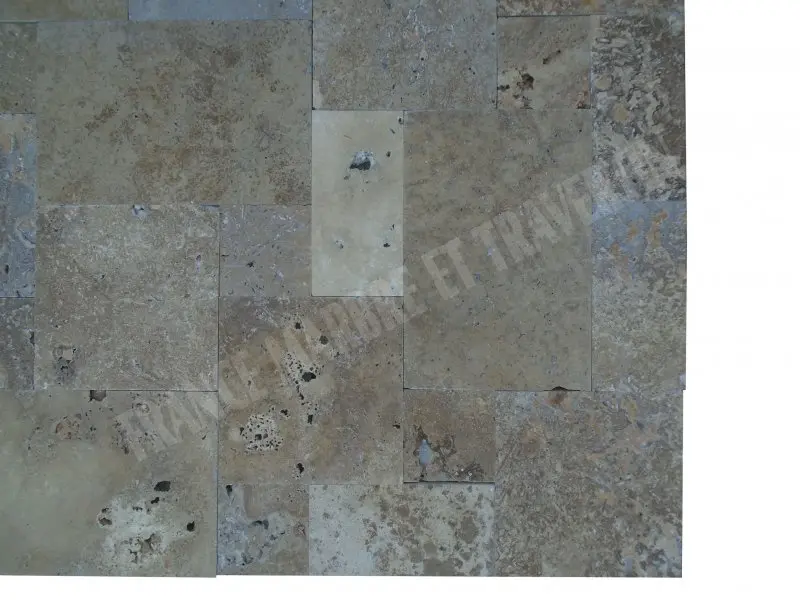 Travertin_Walnut_Noisette_Mini_Opus_12_cm_Antique_Commercial_30_E_HT_-_m_-_1.webp