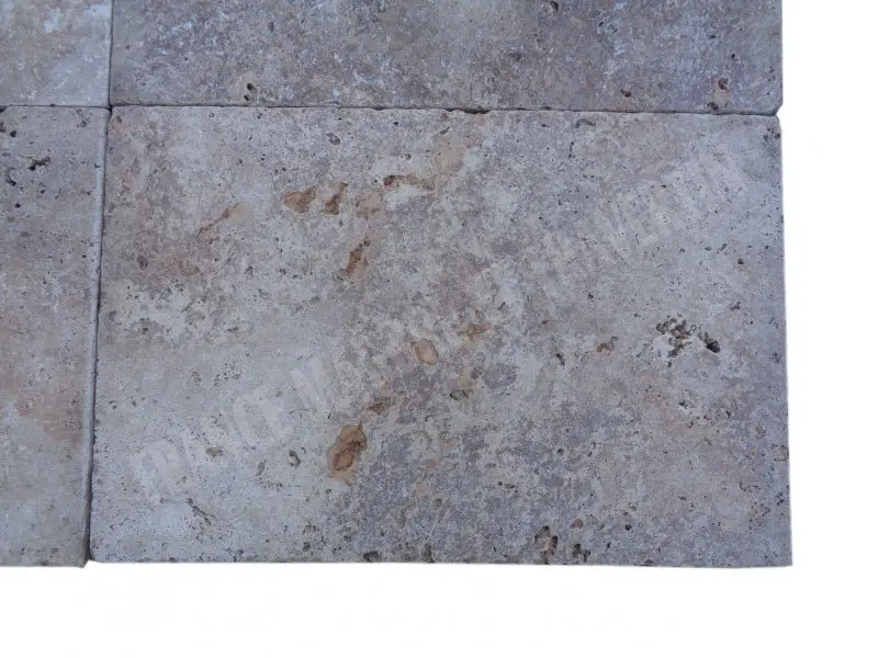 Travertin_Walnut_406x61x3_cm_Antique_Rustique_39_C_HT_-_m_-_04.webp