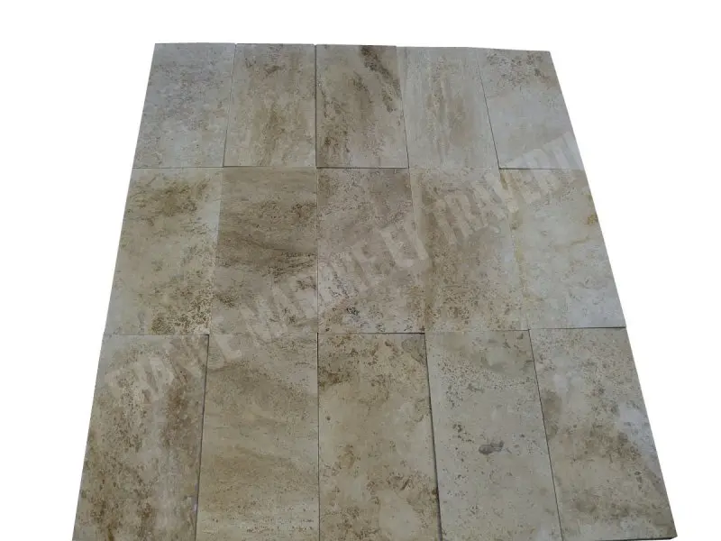 Travertin Classique Clair 20,3x40,6 cm Adoucie 1'er Choix 35 € HT - m² - 02.webp