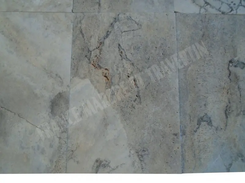 Travertin_Silver_60x90x3_cm_Antique_Rustique_60_C_HT_-_m_-_3.webp