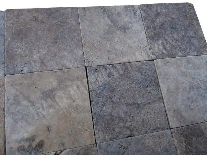 Travertin Gris Silver 20,3x20,3x1,2 cm Antique Rustique 30 € HT - m² - 03.webp