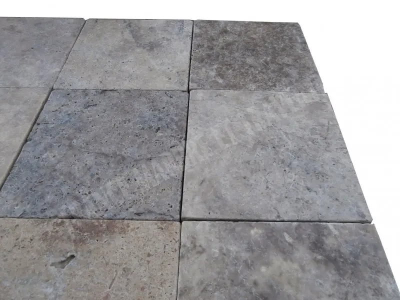 Travertin Gris Silver 20,3 x 20,3 x 2 cm Antique 1'er Choix 45 € HT - m² - 03.webp