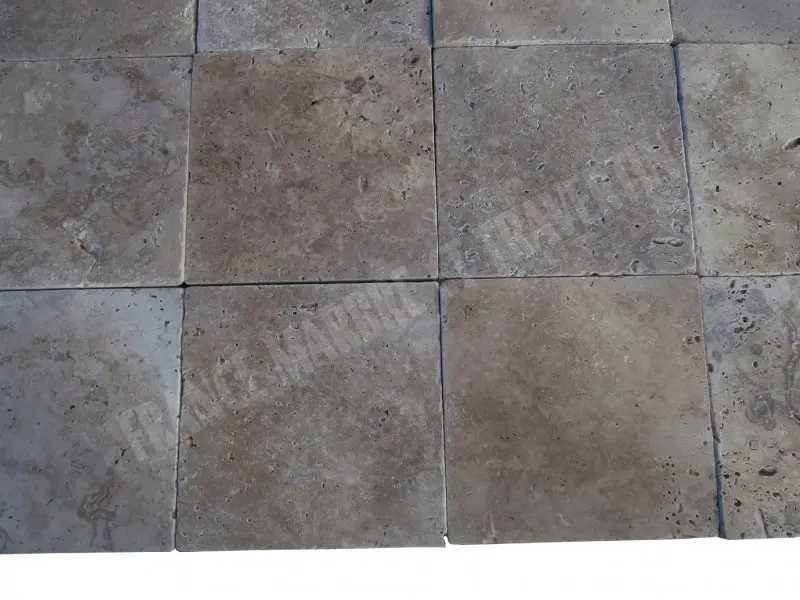 Travertin Walnut 20,3x20,3x2 cm Antique 1'er Choix  37 € HT - m² - 04.webp