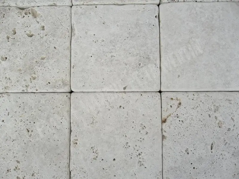 Travertin Classique Clair Pave 20,3x20,3x3 cm 1'er Choix Pavée Antique 40 € HT - m² - 01.webp
