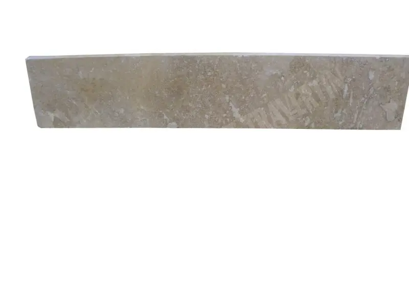 Travertin Classique Clair Plinthe 40,6x8x1,2 cm Adoucie 3 € HT - Piece - 04.webp