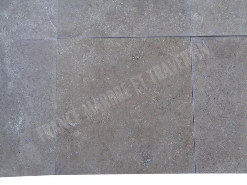 Travertin_Walnut_30x30x1_cm_Adouci_1er_Choix_35_C_HT_-_m_-_02.webp