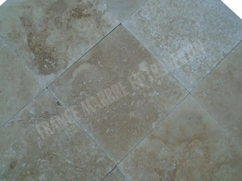 Travertin_Classique_305x305x1_cm_Polie_Rustique_30_C_HT-m_-_04.webp