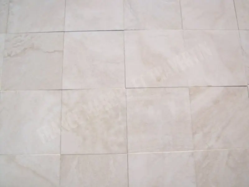 Travertin Ivoire 30,5x30,5x1 cm 1'er Choix Adoucie 39€HTm²- 05.webp