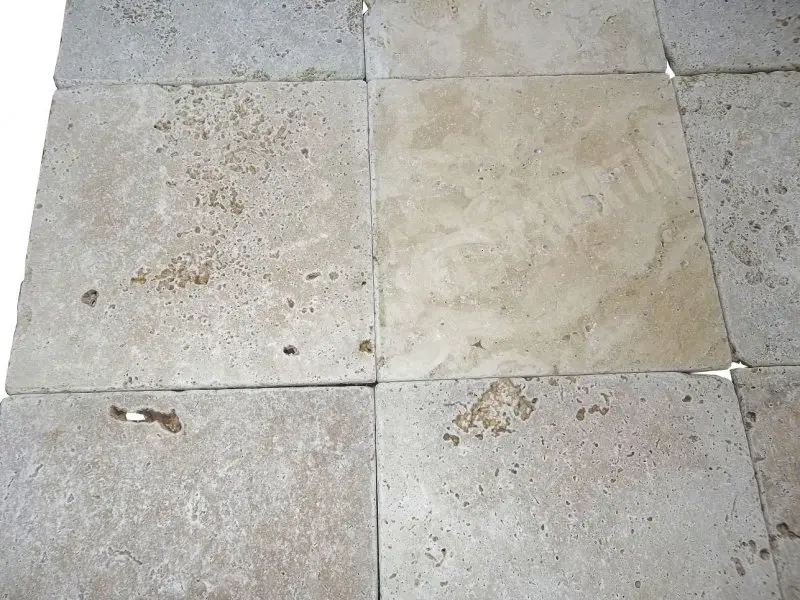 Travertin Classique 30x30x1,5 cm Antique Commercial 26 € HT - m²-02.webp