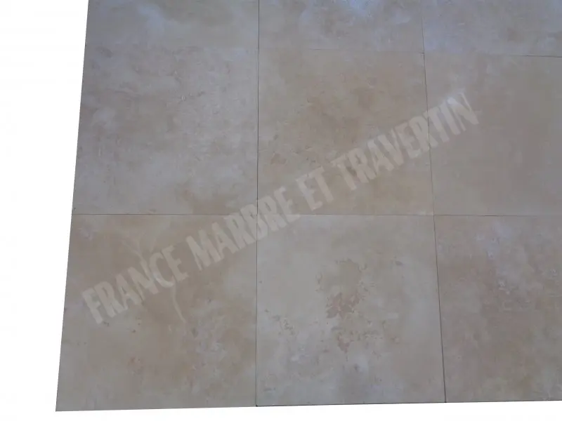 Travertin_Extra_Clair_406x406x12_cm_Poli_1er_Choix_49_C_HT_-_m_-_01.webp