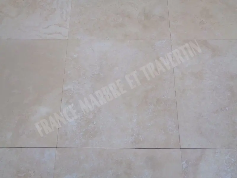 Travertin_Extra_Clair_406x406x12_cm_Adouci_1er_Choix_45_C_HT_-_m_-_02.webp