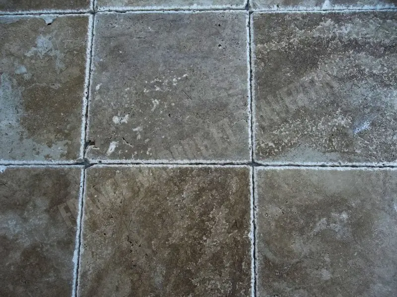 Travertin Noce 40,6x40,6x1,2 cm Brossée 1'er Choix 39 € HT - m² - 04.webp