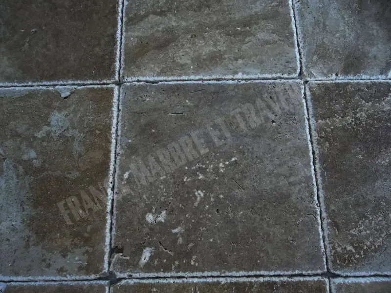 Travertin Noce 40,6x40,6x1,2 cm Brossée 1'er Choix 39 € HT - m² - 02.webp