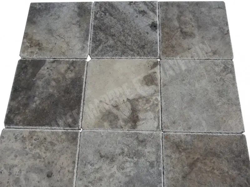 Travertin Gris 40,6x40,6x1,2 cm Rustique Brossée 32 € HT - m² - 01.webp