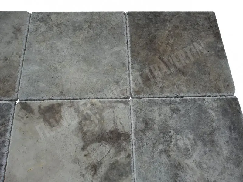 Travertin Gris 40,6x40,6x1,2 cm Rustique Brossée 32 € HT - m² - 04.webp