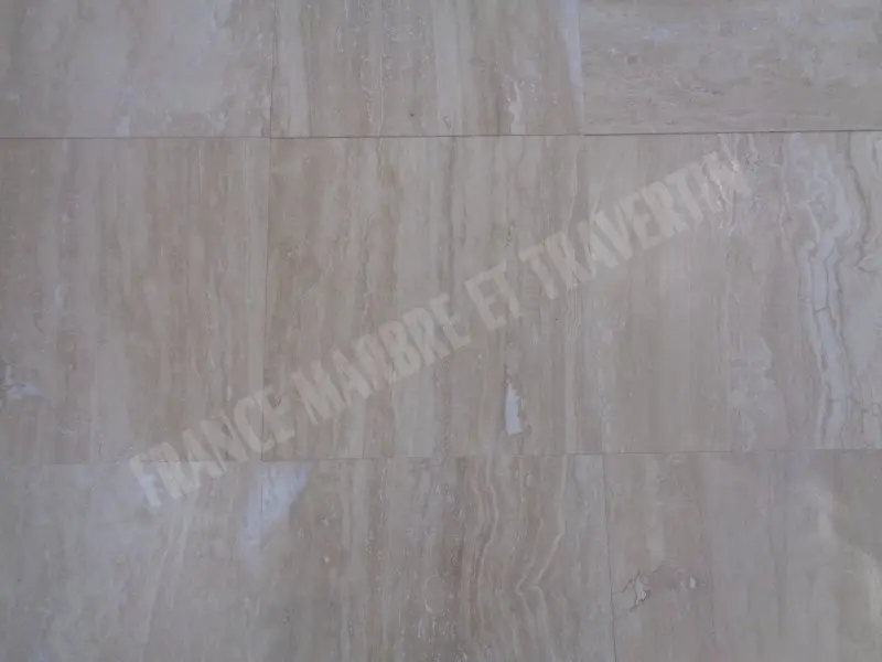 Travertin_Classique_Vein_406x406x12_cm_1er_Choix_Polie_42_C_HT_-_m_-_03.webp