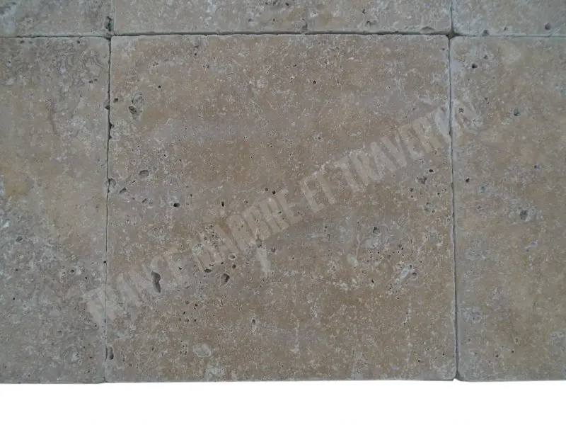 Travertin_Noce_40x40x3_cm_Antique_Rustique_42_CHT_-_m_-_03.webp