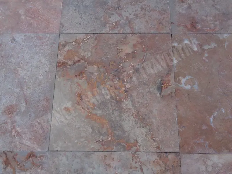 Travertin_Arizona_Scabas_Rustique_457x457x12_cm_Adoucie_25_C_HT_-_m_-_02.webp