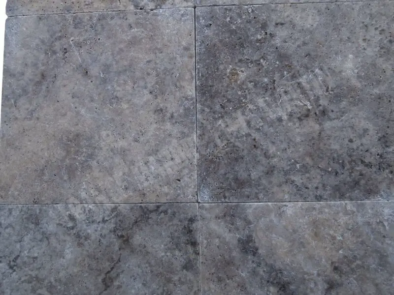 Travertin Gris Silver 45,7 x 45,7 x 1,2 cm Antique 1'er Choix 42 € HT - m²- 04.webp