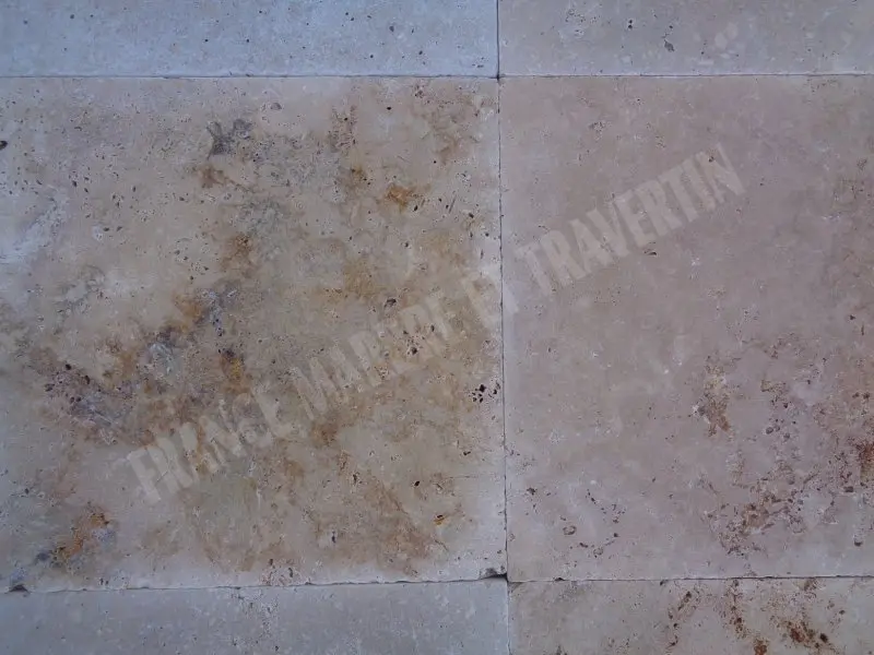 Travertin_Classique_Beige_457x457x2_cm_Antique_1er_Cho_ix__42_C_HT_-_m_-_02.webp