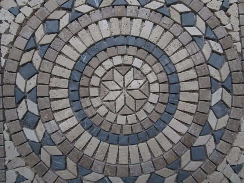 Travertin Mixte Rosaces 61x61 cm Antique 1'er Choix 125 € HT - piece - 01.webp