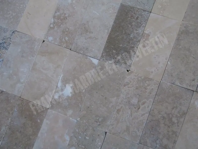 Travertin Classique 7,5x15x1cm Adoucie Rustique 22 € HT - m² - 03.webp