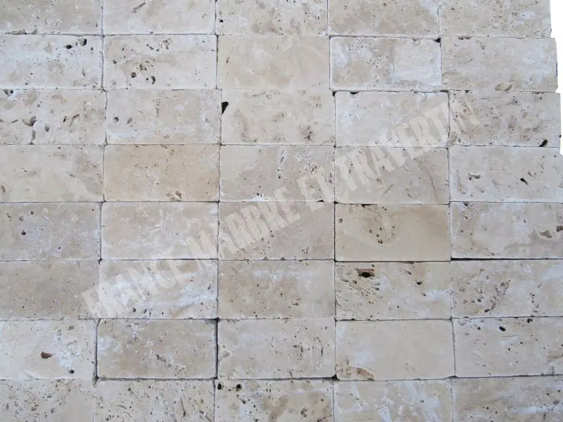 Travertin Classique Clair 7,5x15x1 cm Antique Rustique 24 € HT - m² - 02.webp
