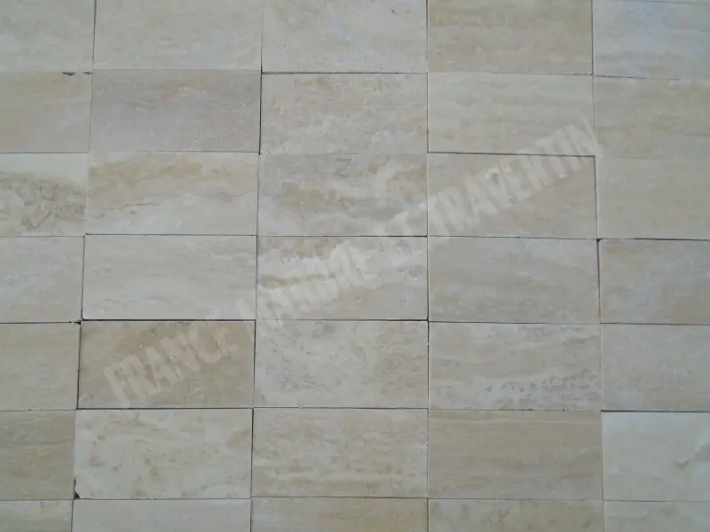 Travertin_Classique_Clair_Veine_75x15x1_cm_Rustique_Adouci_30_C_HT_-_m_-_02.webp