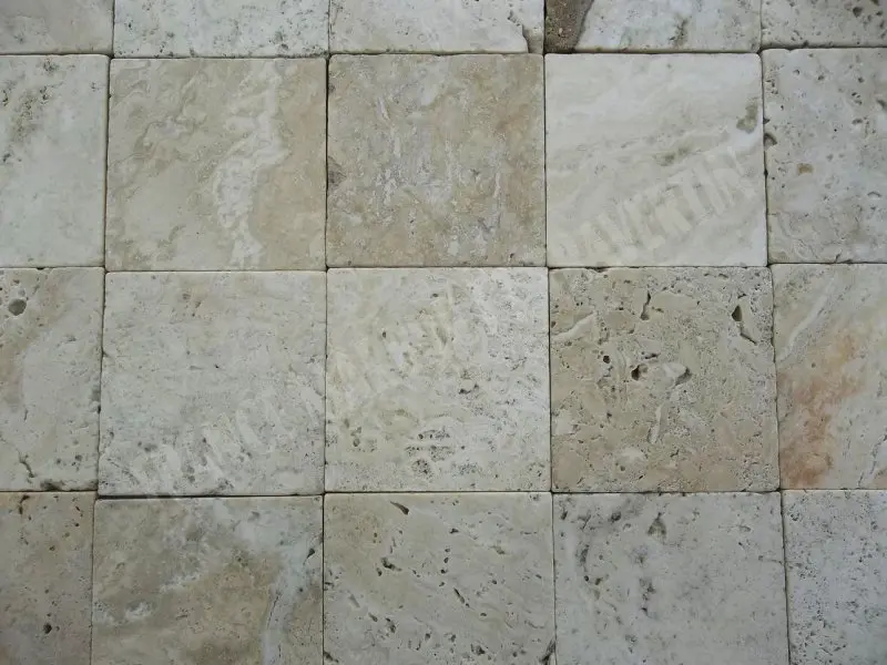Travertin Ivoire 10x10x1 cm Antique Rustique 30 € HT - m² - 01.webp