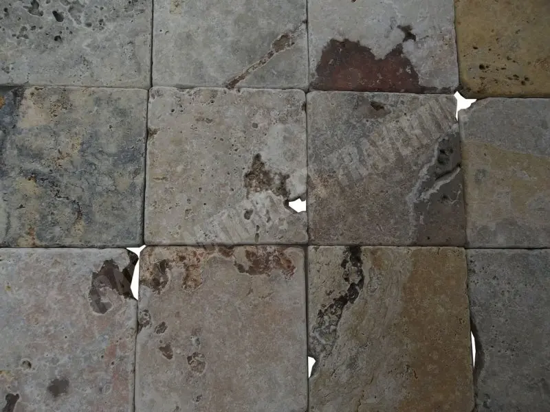Travertin Carbien 10x10x1 cm Antique Commercial 29 € HT - m² - 02.webp