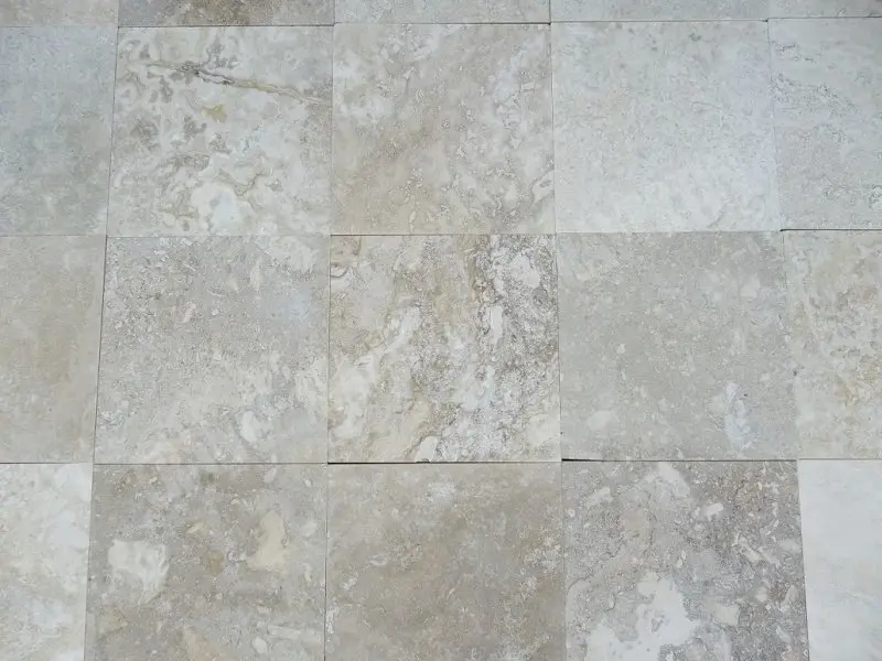 Travertin Classique 20x20x1 cm Rustique Adoucie 25 € HT - m² - 01.webp