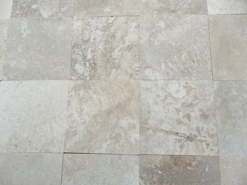 Travertin Classique 20x20x1 cm Rustique Adoucie 25 € HT - m² - 03.webp