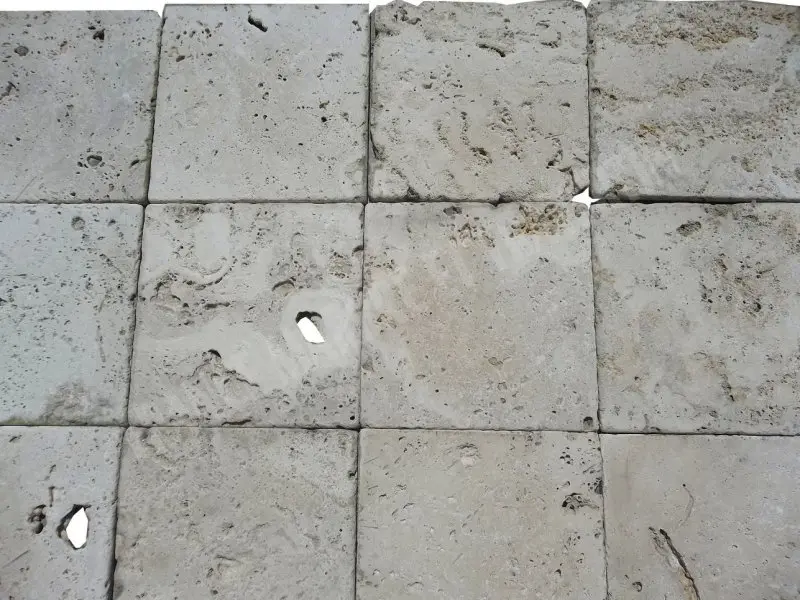 Travertin Clair 20x20x1 cm Antique Commercial 25 € HT - m² - 03.webp