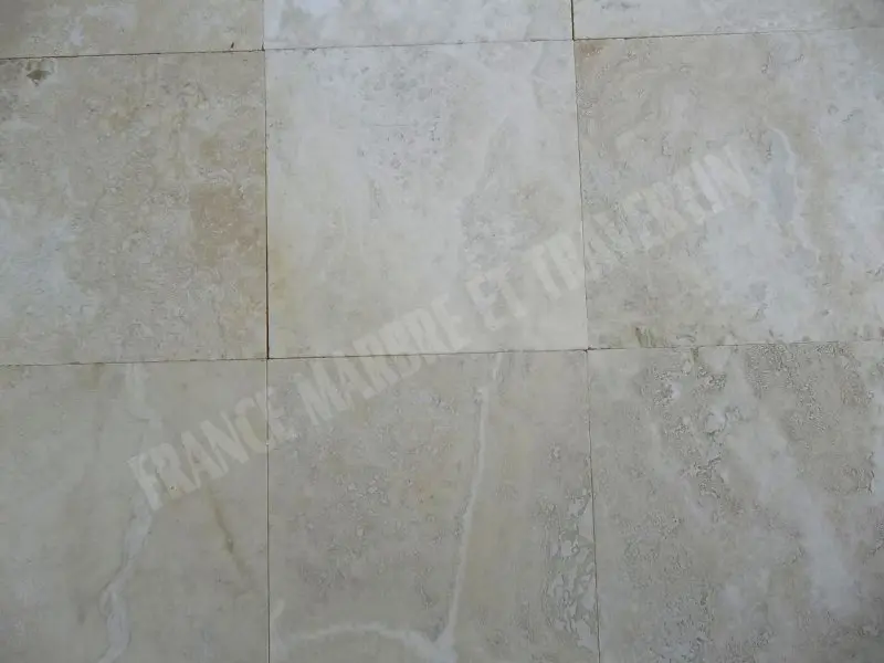 Travertin Ivoire 20x20x1 cm Adoucie Rustique 30 € HT - m² - 03.webp