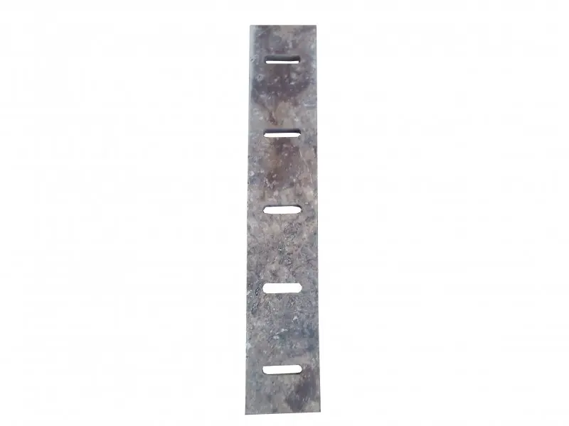 Travertin_Silver_Grille_Rainure_9x50x3_cm_30_E_HT_-_Pcs_-_1.webp