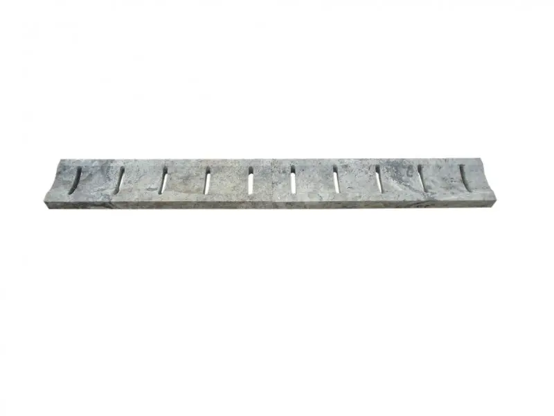 Travertin_Silver_Grille_Caniveaux_125x50x3_cm_Adouci_35_C_HT_-_Pice_-_03.webp