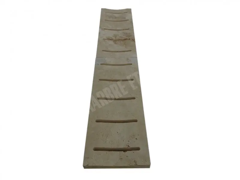 Travertin_Classique_Grille_Caniveaux_19x50x3_cm_Adouci_37_C_HT_-_Pice_-_04.webp