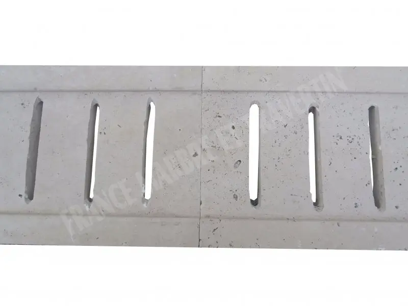 Travertin Classique Grille Modèle Canal Adoucie 50x20x3cm 30 € HT - pièce - 04.webp