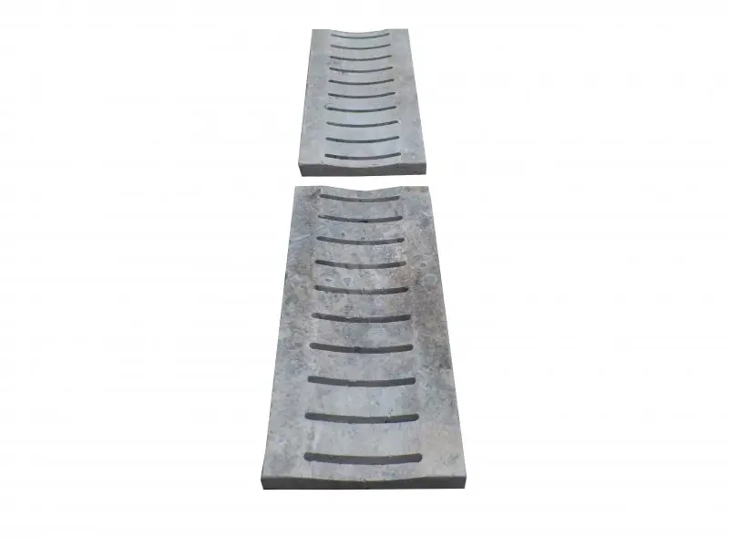 Travertin_Silver_Grille_Curve_Rainure_25x61x3_cm_Adouci_44_E_HT_-_Piyce_-_1.webp