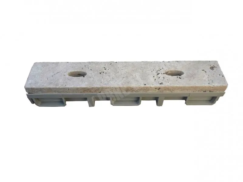 Travertin Classique Grille Ovale 50x9x3 cm + P.V.C. Caniveau 19 € HT - Lot.webp
