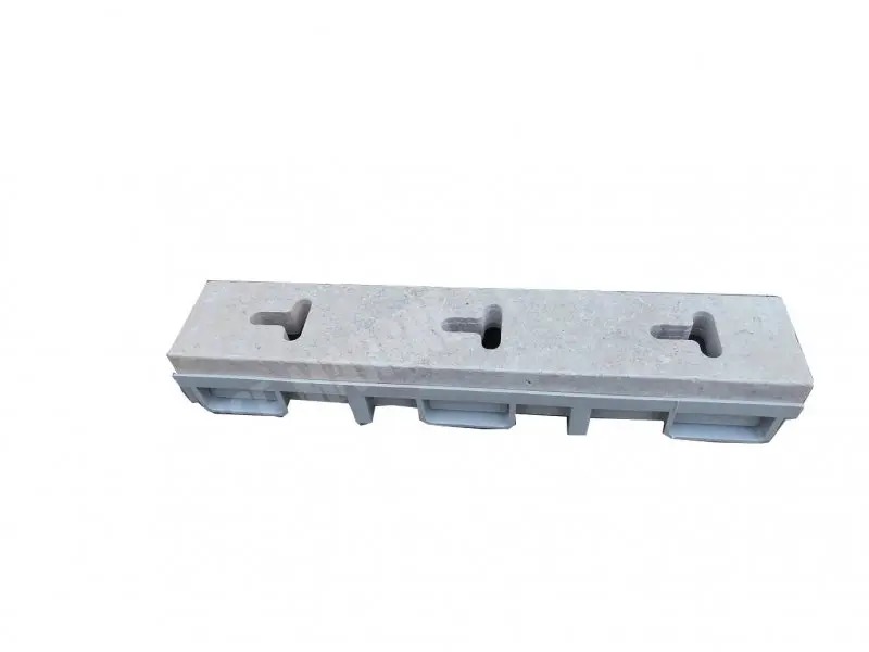 Travertin Classique Grille Grande T 50x9x3 cm + P.V.C. Caniveau 19 € HT - Lot.webp