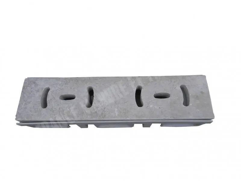 Travertin Classique Grille Rond Rainure 50x12,5x3 cm + P.V.C. Caniveau 24 € HT - Lot.webp