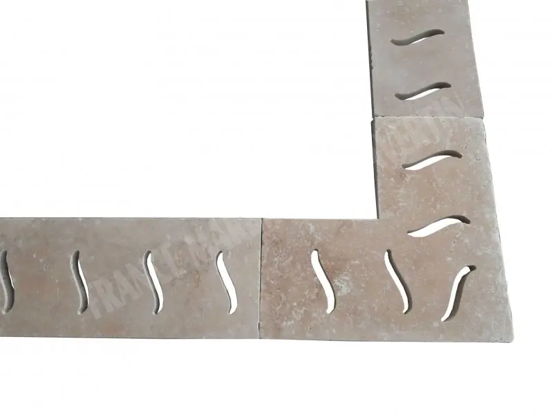 Travertin Classique Grille Angle Antique Serpente 50x50x3 cm 65 € HT - piece - 03.webp
