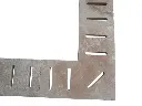 Travertin Classique Grille Angle Antique Rainure 50x50x3 cm 65 € HT - piece - 04.webp