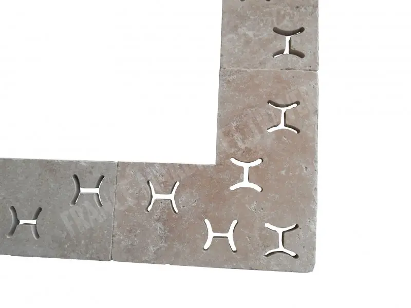 Travertin Classique Grille Angle Antique H 50x50x3 cm 65 € HT - piece - 02.webp