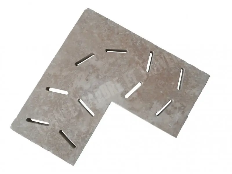 Travertin Classique Grille Angle Antique Fleche 50x50x3 cm 65 € HT - piece - 01.webp