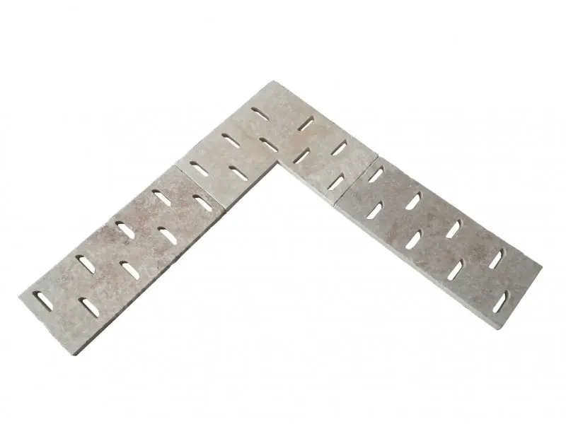 Travertin Classique Grille Angle Antique D 50x50x3 cm 65 € HT - piece - 01.webp