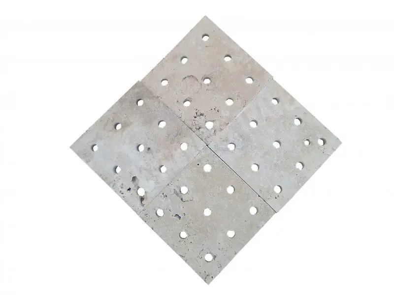 Travertin_Classique_Grille_Siphon_Rustique_Perfory_18x18x3_cm_17_E_HT_-_Piyce_-_3.webp